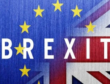 Ντ. Ντέιβις για Brexit: Κάνουμε μια μετάβαση - Δεν είμαστε «κράτος βασάλος»